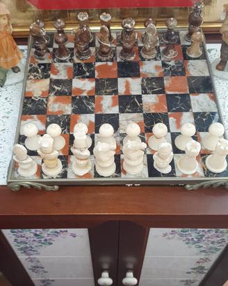scacchiera in onice 