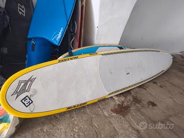 Tavola SUP NAISH rigida vetroresina NO gonfiabile