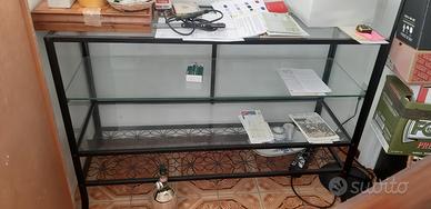 mobile in ferro e vetro