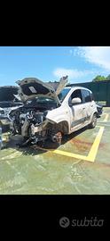 FIAT PANDA 3* SERIE 1.3 MTJ ANNO 2018 solo per ric