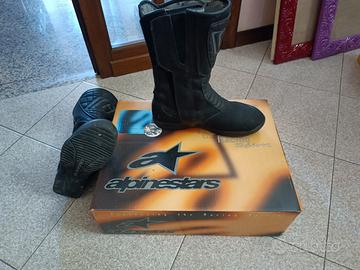 Stivali moto Alpinestars e Kingdragon