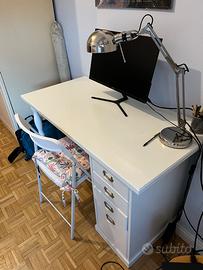 Scrivania