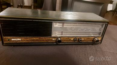 Vecchia radio vintage 