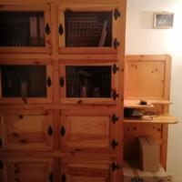 Mobile in legno d"abete