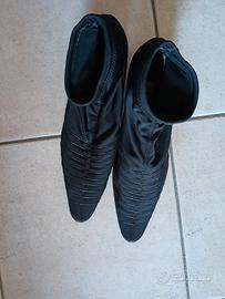 scarpe col tacco a punta eleganti 