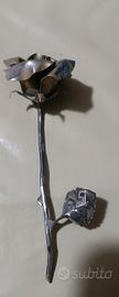 Scultura artigianale in argento 800a forma di rosa