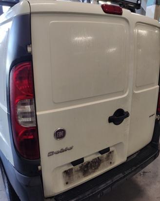 Porta posteriore sinistra FIAT DOBLO del 2008