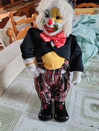 clawn con carillon 
