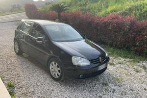 Volkswagen golf v