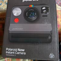 POLAROID NOW INSTANT CAMERA