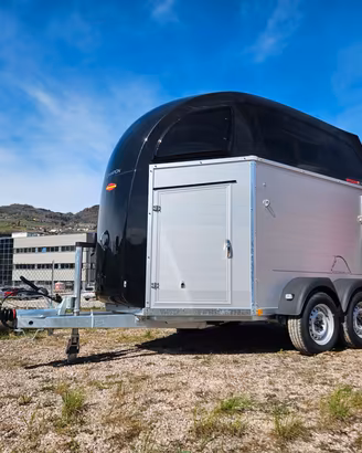 Pronta Consegna Trailer Cavalli in Alluminio