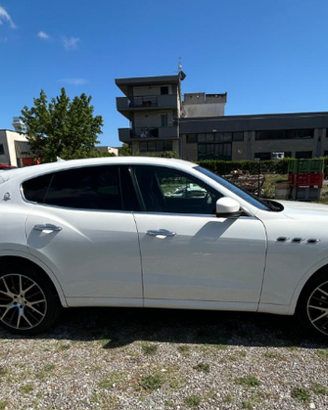 Maserati Levante Gran Lusso 3.0 V6 Diesel 275 CV A