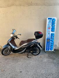 Piaggio Beverly 300 i.e.