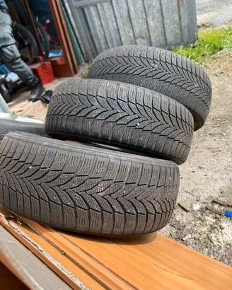 Gomme 205/55 17