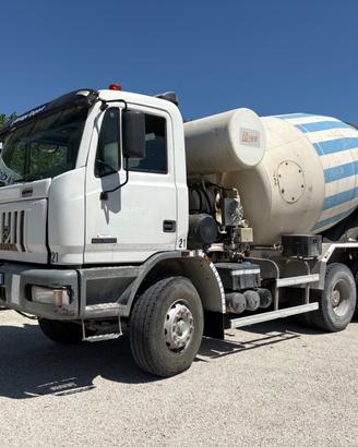 ASTRA HD7 64.40 betoniera 3 assi ZF