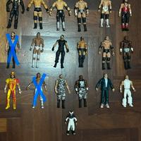 Lotto 17 Wrestling Action Figures WWE