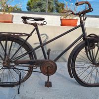 Bicicletta d'epoca antichi mestieri. 