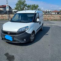 Doblo cargo unico con due porte scorrevoli fullopt