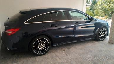 Mercedes CLA shooting brake 220d 4 matic