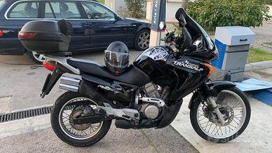 HONDA 650 – Anno 2000