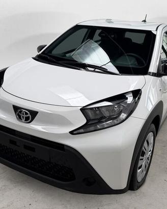 Toyota Aygo X 1.0B (72 CV) Active