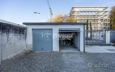 Box a Melzo Viale gavazzi