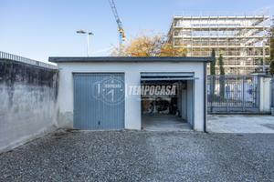 Box a Melzo Viale gavazzi