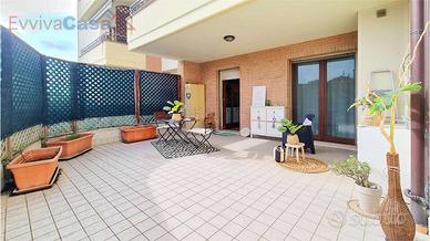 Appartamento ready-to-live con corte privata a Osi