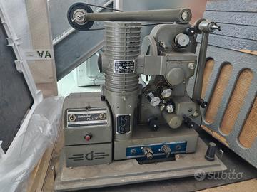 Proiettore Dominator 