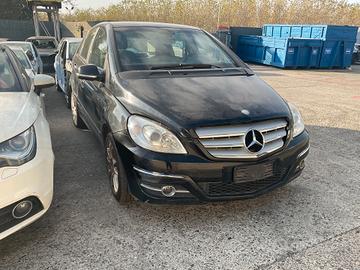 Muso MERCEDES CLASSE B W245