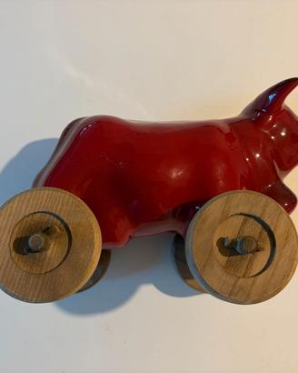 "La Reina" Mucca in Ceramica Rossa e Legno