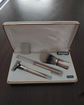 SET DA BARBA VINTAGE DI LUSSO - FERRARI DA VARESE 