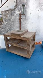 Pressa in legno