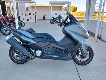 Yamaha T Max 530