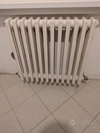 Calorifero termosifone in ghisa