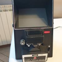 Fotocamera vintage a soffietto