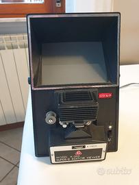 Fotocamera vintage a soffietto