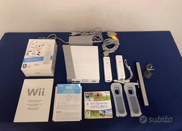 Nintendo Wii Bianca Completa Funzionante 2 Gamepad
