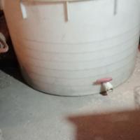 Tinozza 700 lt con rubinetto