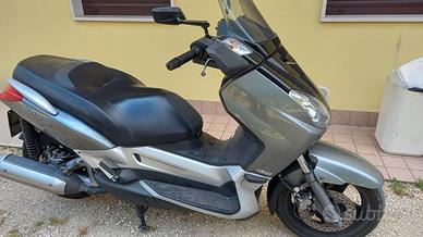 MOTO SCOTER