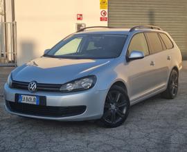 Volkswagen Golf 1.6 TDI DPF 5p. Highline