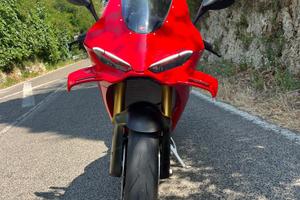 Ducati Panigale v4s