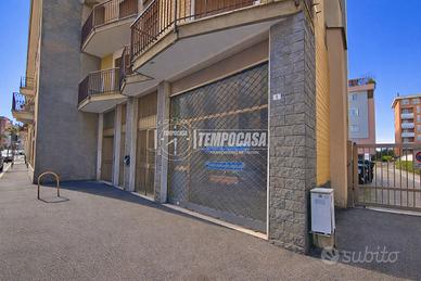 NEGOZIO A DUE PASSI DAL CENTRO !!!