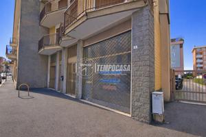 NEGOZIO A DUE PASSI DAL CENTRO !!!