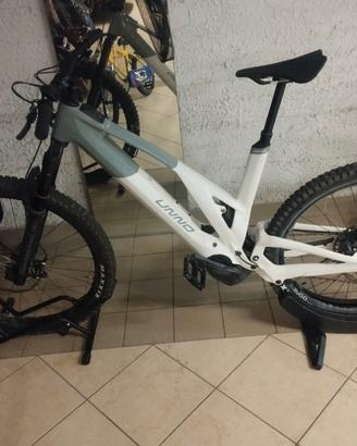 Unno Mith Elite 2025 con diversi upgrade