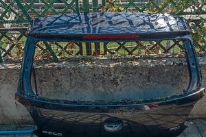 Portellone vw polo anno 2011 senza vetro