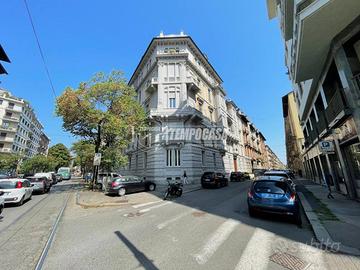 TRILOCALE RISTRUTTURATO IN PRESTIGIOSO STABILE D'E