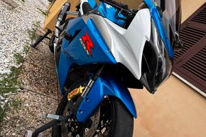 Gsx 1000 r leggere bene