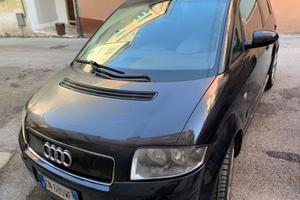 AUDI A2