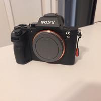 Sony Alpha 7 II Full frame 24MP + Obiettivo28-70mm